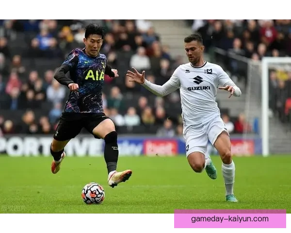 恰尔汗奥卢技术对比同位置球员，表现稳健值得关注