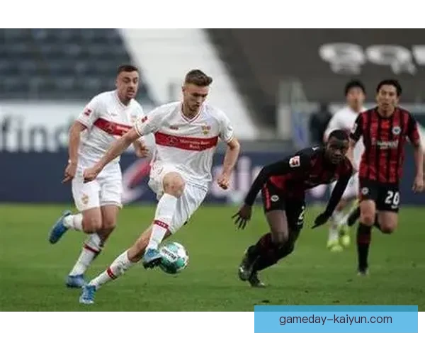 斯图加特主帅战术风格解析：高位逼抢与快速转换成球队标志